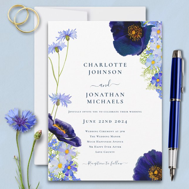 Invitation Mariage Fleur sauvage élégant bleu marine moderne (Modern wildflower blue wedding invitation with watercolor florals and elegant typography )
