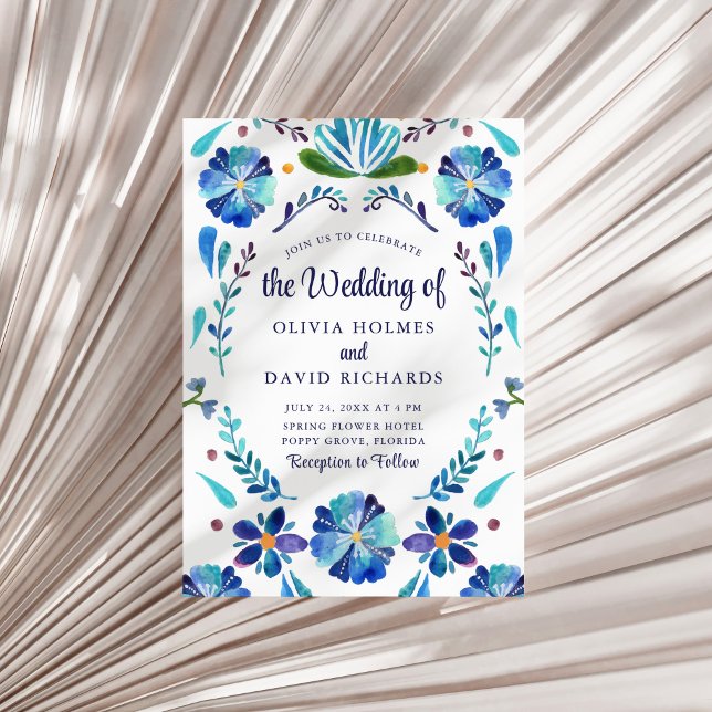 Invitation Mariage Floral mexicain bleu et blanc (Blue and White Mexican Floral Fiesta Wedding Invitation on a sunny neutral dry palm leaf.)