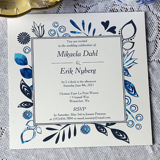 Invitation Mariage frontalier des fleurs Feuilles bleues et b (Crystal Blue, Blue-gray Floral Border Scandinavian Wedding Invitation w/ Leaves, Flowers, Hearts)
