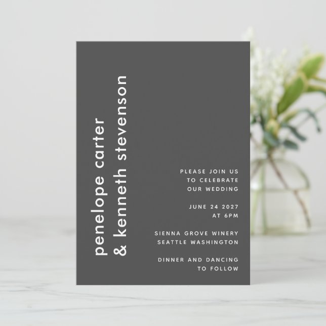Invitation Mariage Moderne Gras Noms Verticaux Noir Blanc (Debout devant)