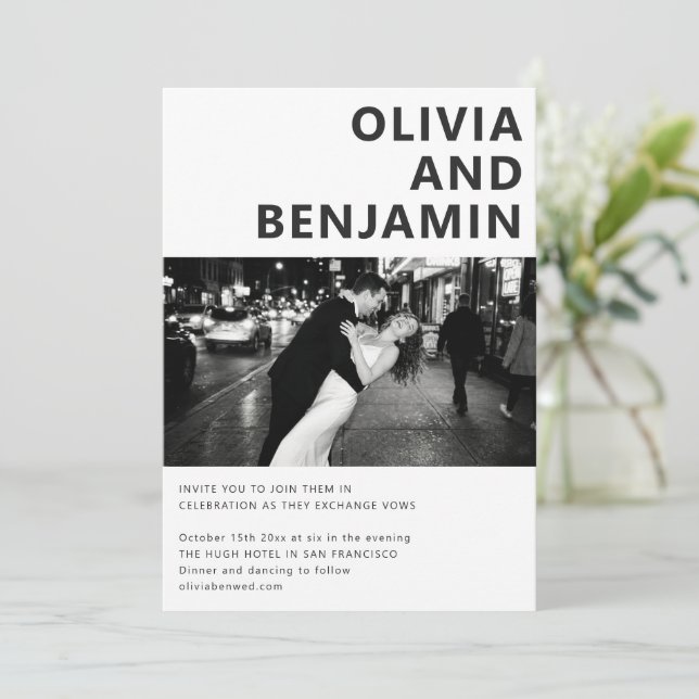 Invitation Mariage Moderne Photo QR Noir Blanc Gras (Debout devant)