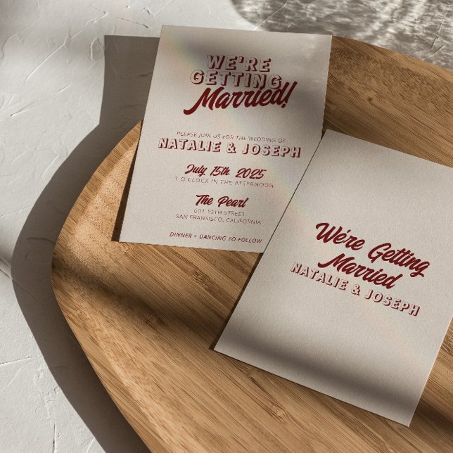 Invitation Mariage Moderne Rouge Foncé Rétro Gras Funky Uniqu (Créateur téléchargé)