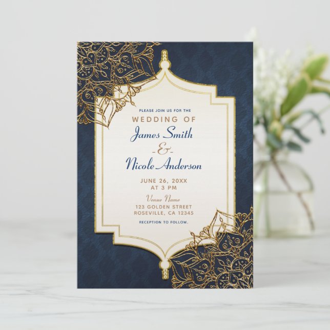 Invitation Mariage Nuit Arabesque Marocaine Bleu Nuit et Or (Debout devant)