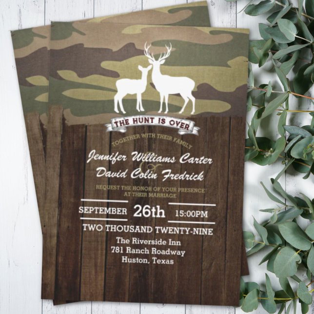 Invitation Mariage occidental rustique La chasse est terminée (Rustic Western The Hunt Is Over Camouflage Deer Wedding Invitation)
