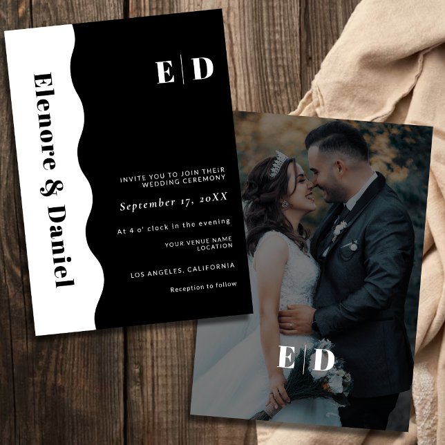 Invitation Mariage photo noir et blanc (Side Wave Monogram Black & White Photo Wedding Invitation)