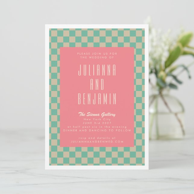 Invitation Mariage Rose Menthe à Esthétique Rétro Damier (Debout devant)