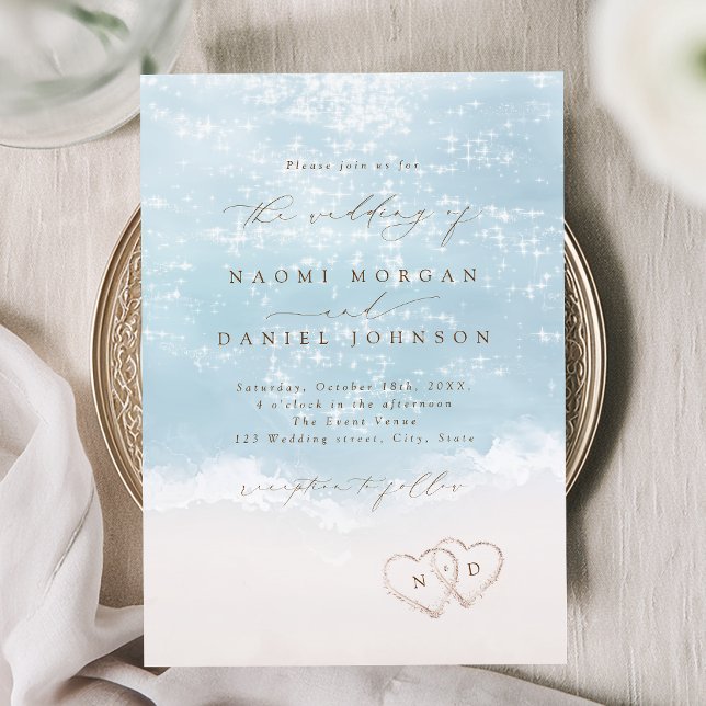 Invitation Mariage sur la plage avec coeurs dans le sable en  (Modern Script Hearts In The Sand Beach Wedding Invitation)