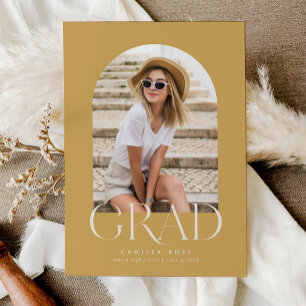 Invitation Marigold Jaune Moderne Minimaliste Arc Graduation