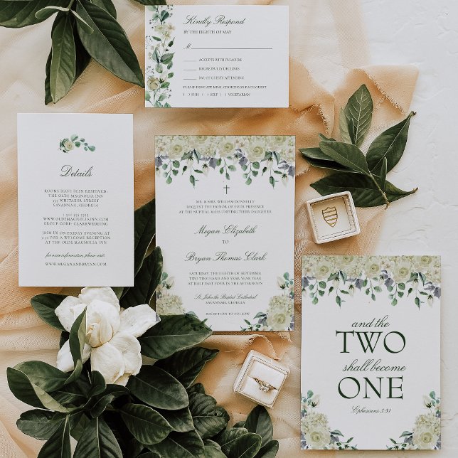 Invitation Megan White Roses et verdure Mariage catholique (Megan white floral Catholic wedding invitation with elegant greenery.)