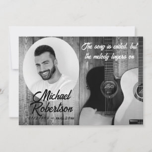 Invitation Mémorial des guitares électriques noires et blanch