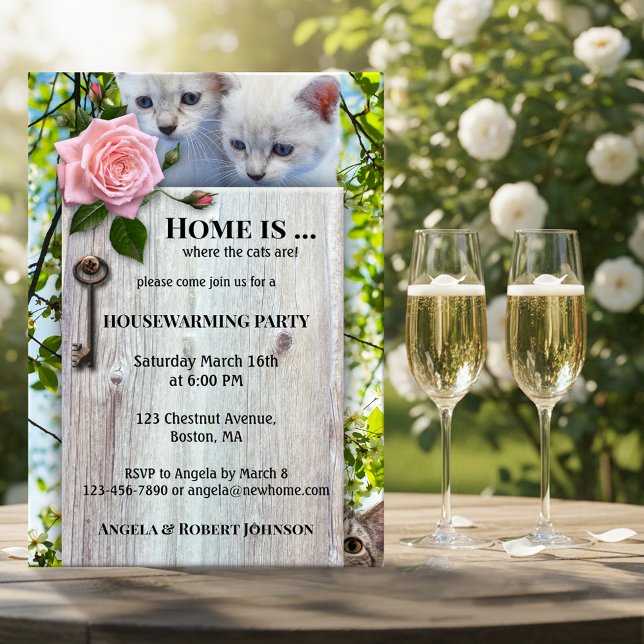 Invitation Mignonnes Amoureux de les chats (Housewarming invitation featuring two cute kitties on a rustic wood board with key with pink rose)