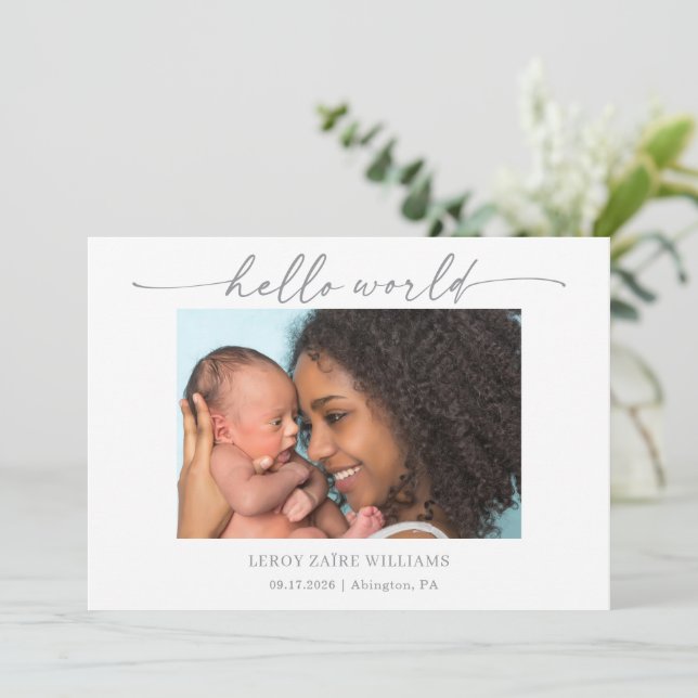 Invitation Minimal Hello World Baby Photo Announcement Card (Debout devant)