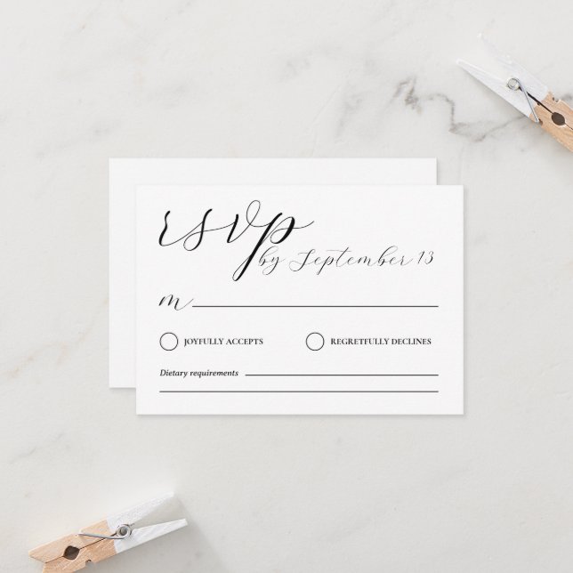 Invitation Minimalist Wedding RSVP Card | Simple Black &White (Devant/Arrière en situation)