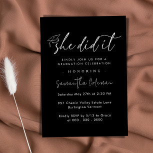Invitation Minimaliste elle l'a fait Modern Graduation Part