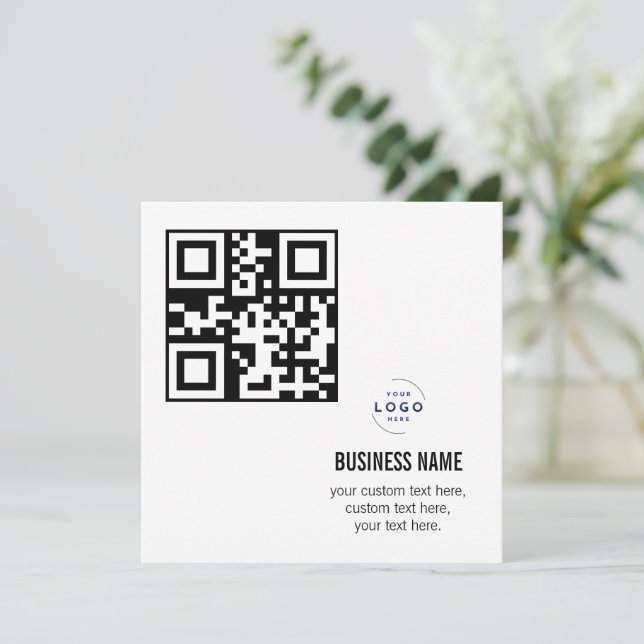 Invitation Modèle de nom de logo d'entreprise de code QR pers (Debout devant)