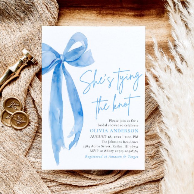 Invitation Moderne Bleu Bow Elle noue la Fête des mariées de  (Modern Blue Bow She's Tying the Knot Bridal Shower Invitation)