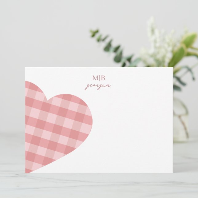 Invitation Moderne Chic Gingham à Carreaux Rose Pâle  (Debout devant)