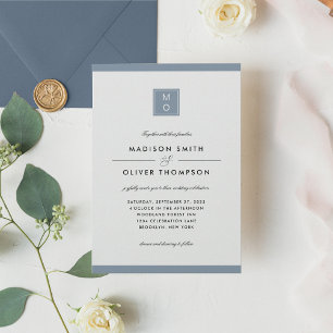 Invitation Moderne classique élégant Dusty Blue Monogram Mari