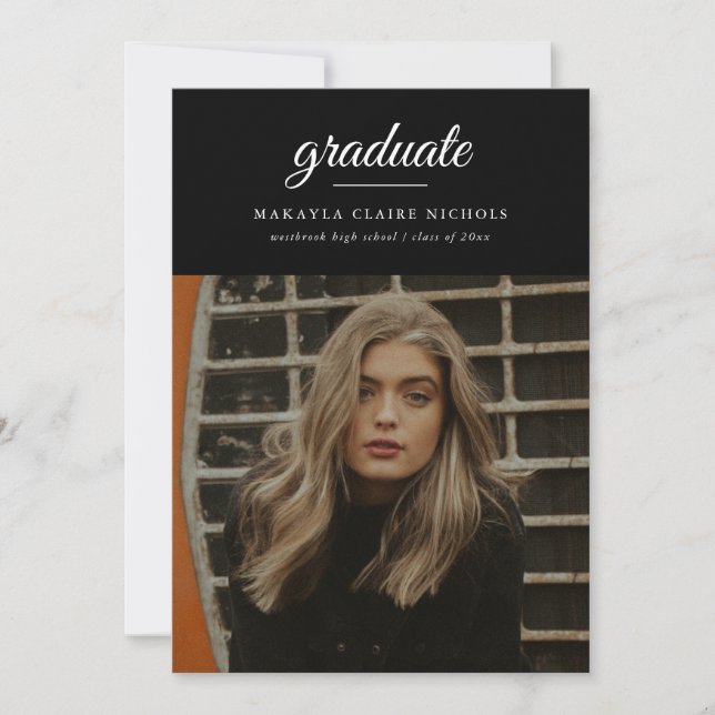 Invitation Moderne Classique Simple Script Photo Graduation (Devant)