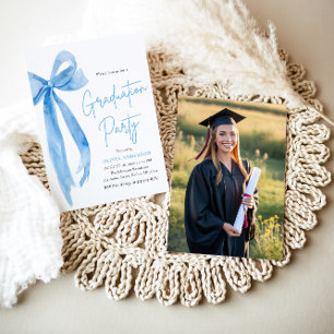 Invitation Moderne Elégant tendance Stylish Bleu Bow Graduati