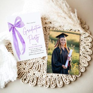 Invitation Moderne Elégante tendance Bow pourpre Graduation