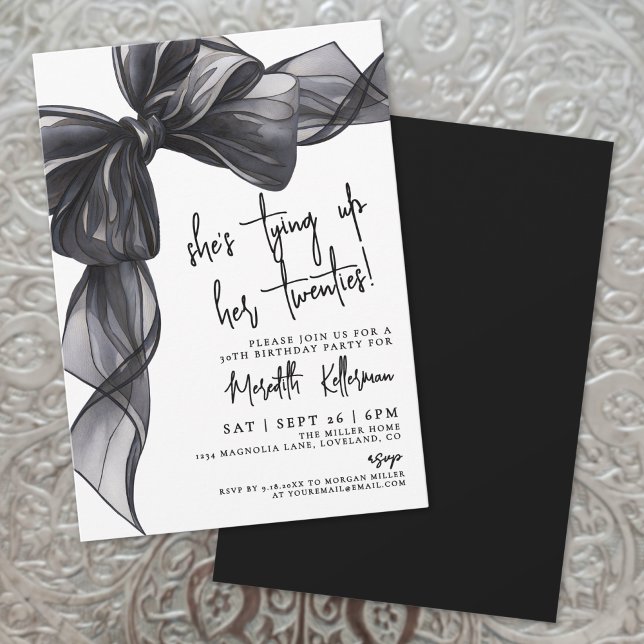 Invitation Moderne Fête d'Anniversaire à Ruban Noir et Blanc (Modern Black White Bow Birthday Party Invitation)