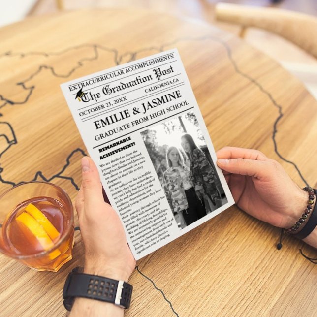 Invitation Moderne jumeau Graduation Newspaper Lycée (Créateur téléchargé)