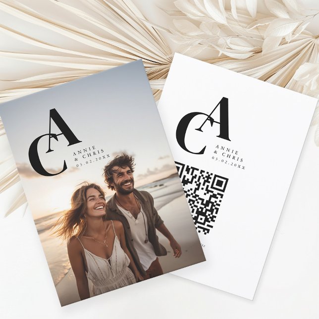 Invitation Moderne, Monogramme, Photo, QR-Code (Modern, Bold- Monogram, Photo, QR-Code Wedding Invitation.)