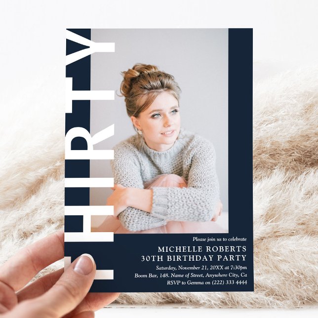 Invitation moderne pour une fête d'anniversaire de (Créateur téléchargé)