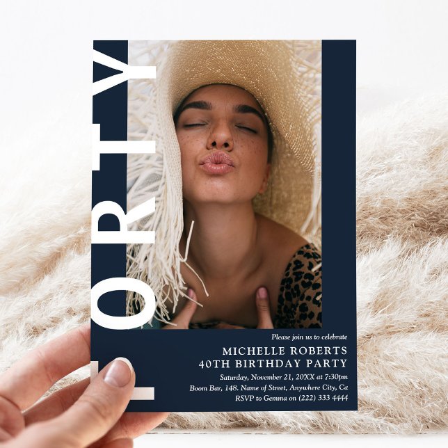 Invitation moderne pour une fête d'anniversaire de (Créateur téléchargé)