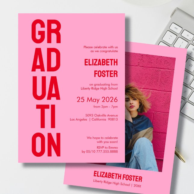 Invitation Moderne rose & rouge audacieux graduation de polic (Créateur téléchargé)