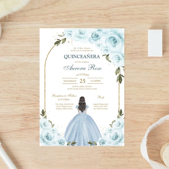 Invitation moderne rustique florale pour Quinceane (Créateur téléchargé)