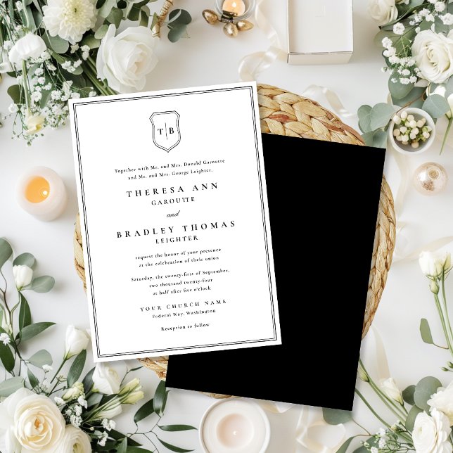 Invitation Monogramme classique élégant Mariage de crête noir (Classic Elegant Monogram Black Crest Wedding Invitation)