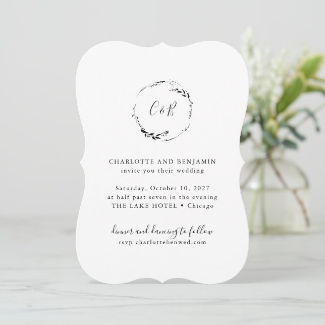 Invitation Monogramme Floral Wreath White Script Mariage (Debout devant)