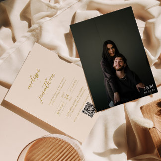 Invitation Monogramme photo en or beige moderne Code QR Maria