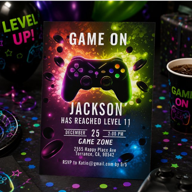 Invitation  Montez d'un niveau ! Fête d'anniversaire néon de  (Level Up! Neon Video Game Birthday Party Invitation)
