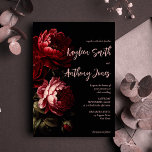 Invitation Moody vintage fleurs mariage<br><div class="desc">Moody foncé fleurs vintages crammson rouge pivoine rose modèle floral</div>