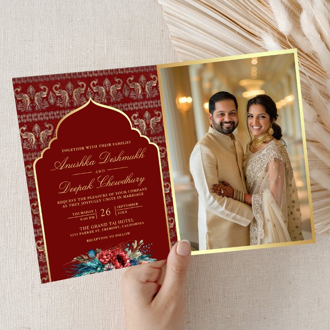 Invitation Motif de Peacock or rouge Floral Indien Mariage (Créateur téléchargé)