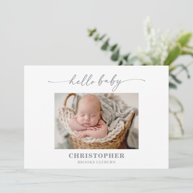 Invitation Muted Gray Hello Baby Photo Announcement Card (Debout devant)