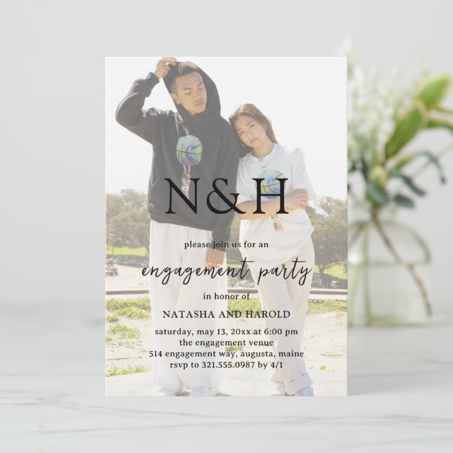 Invitation Natasha Photo Monogramme Parti d'engagement modern (Debout devant)