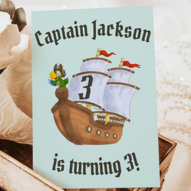 Invitation Navire pirate Anniversaire Nom et âge (Children's pirate birthday party card with boat and parrot and age on the sail)