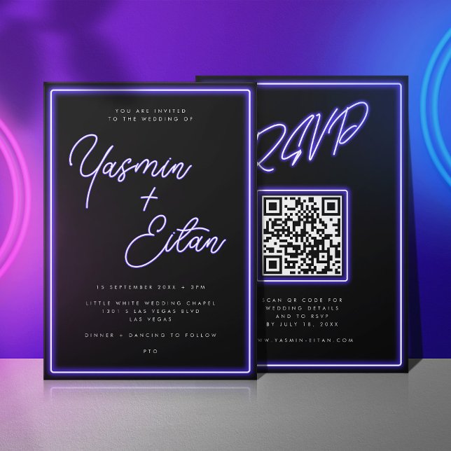 Invitation Neon Violet Lumières Noir moderne Tout en un Maria (Black invitation with purple neon light script for the bride and groom's names)