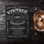 Invitation N'importe quel âge Vintage Whiskey thème Anniversa<br><div class="desc">Inspiré par le étiquette classique au whisky, ce plaisir noir et blanc vintage à la perfection pour l'anniversaire adulte est idéal pour les 30ème, 40ème, 50ème, 60ème, 70ème, 80ème, 90ème ou toute autre fête d'anniversaire d'âge, fête surprise, ou toute autre occasion! Personnalisez-le avec votre propre texte et vos informations personnelles....</div>