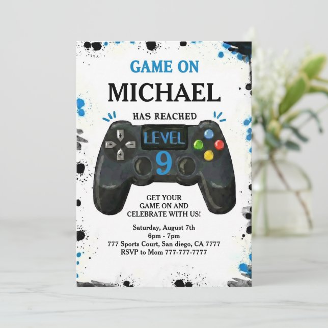 Invitation Niveau de jeu vidéo Joueur anniversaire (Debout devant)