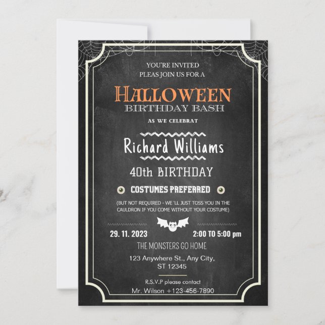 Invitation Noir Chalkboard Halloween Anniversaire Costume fêt (Devant)