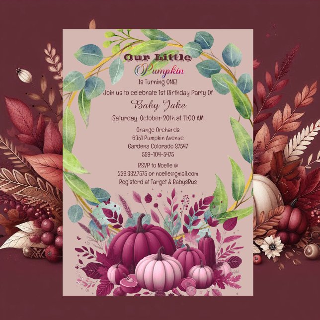 Invitation Notre petit Citrouille pourpre 1er anniversaire au (Our Little Pumpkin Purple 1st Birthday Fall Wreath Invitation)