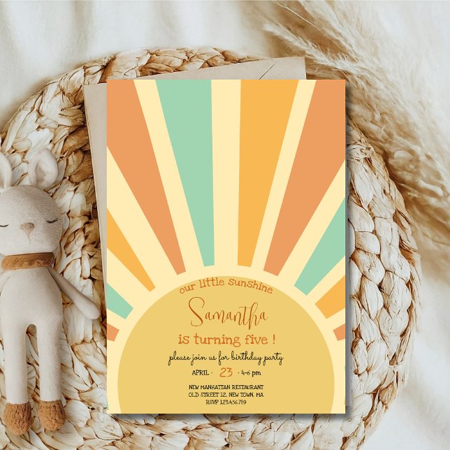 Invitation notre petit soleil grand soleil avec rayons annive (Créateur téléchargé)