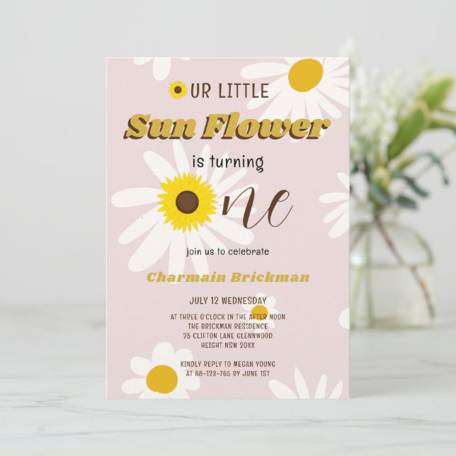 Invitation Notre petite fleur de soleil rose 1er anniversaire (Debout devant)