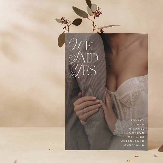 Invitation Nous Avons Dit Oui Recouvert De Recouvert Blanc Se (We Eloped! You're Invited to Celebrate With Us at Our Reception. 🥂💕)