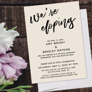 Invitation Nous sommes en train de fuir en typographie d'écri